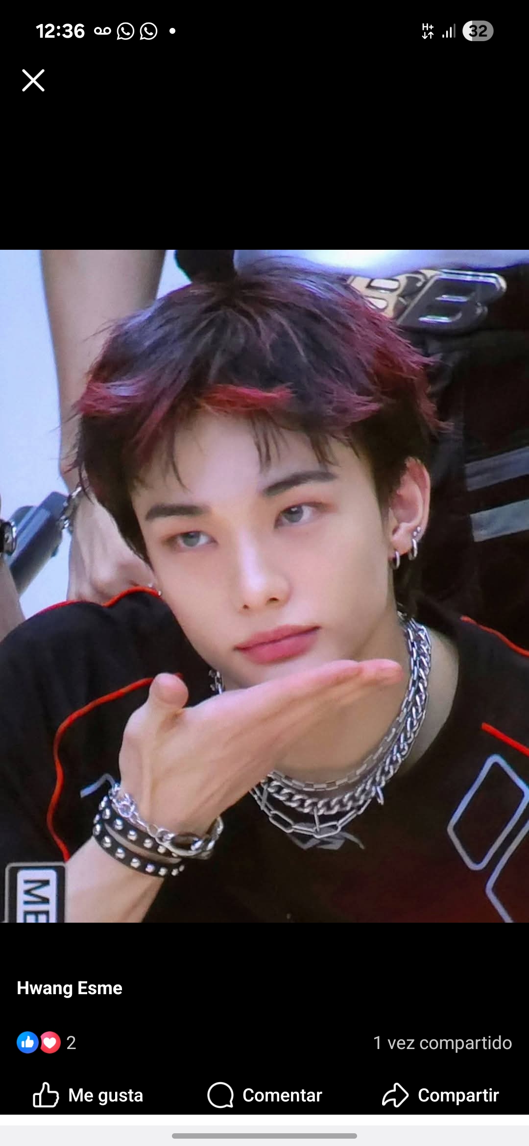 Behind-the-scenes cut of Kim Hyunjin