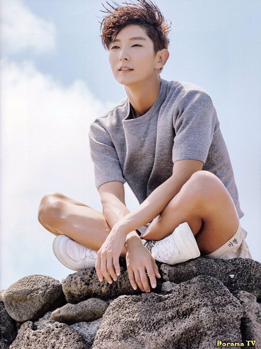 Behind-the-scenes cut of Lee Joongi