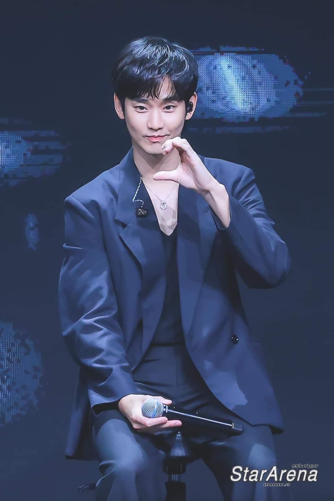 ファンが撮影したキム・スヒョンの瞬間