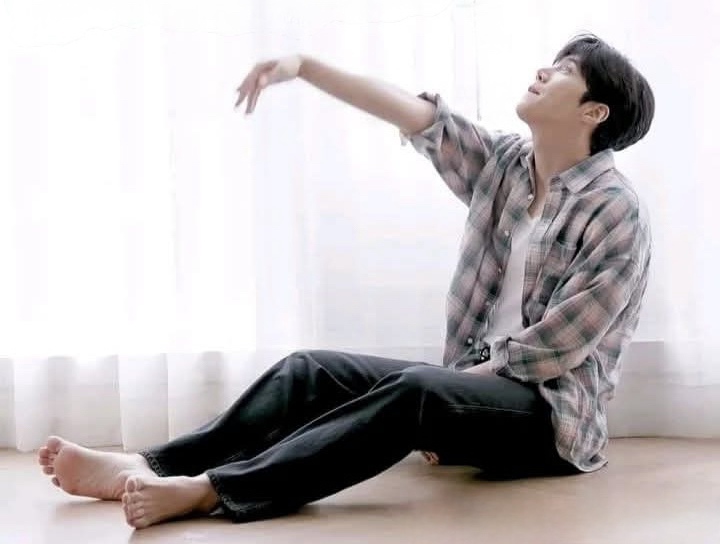 Behind-the-scenes cut of Kim Seonho