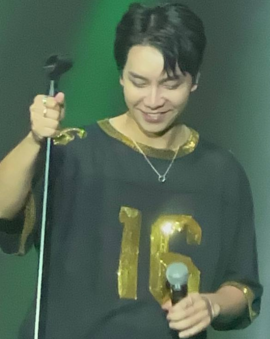 Recent activity shot of Lee Seunggi