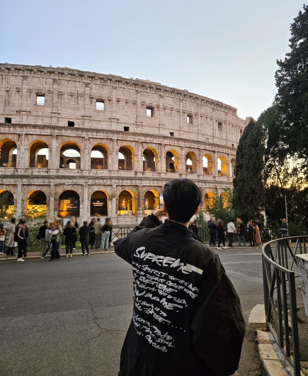 金宣虎的最新照片