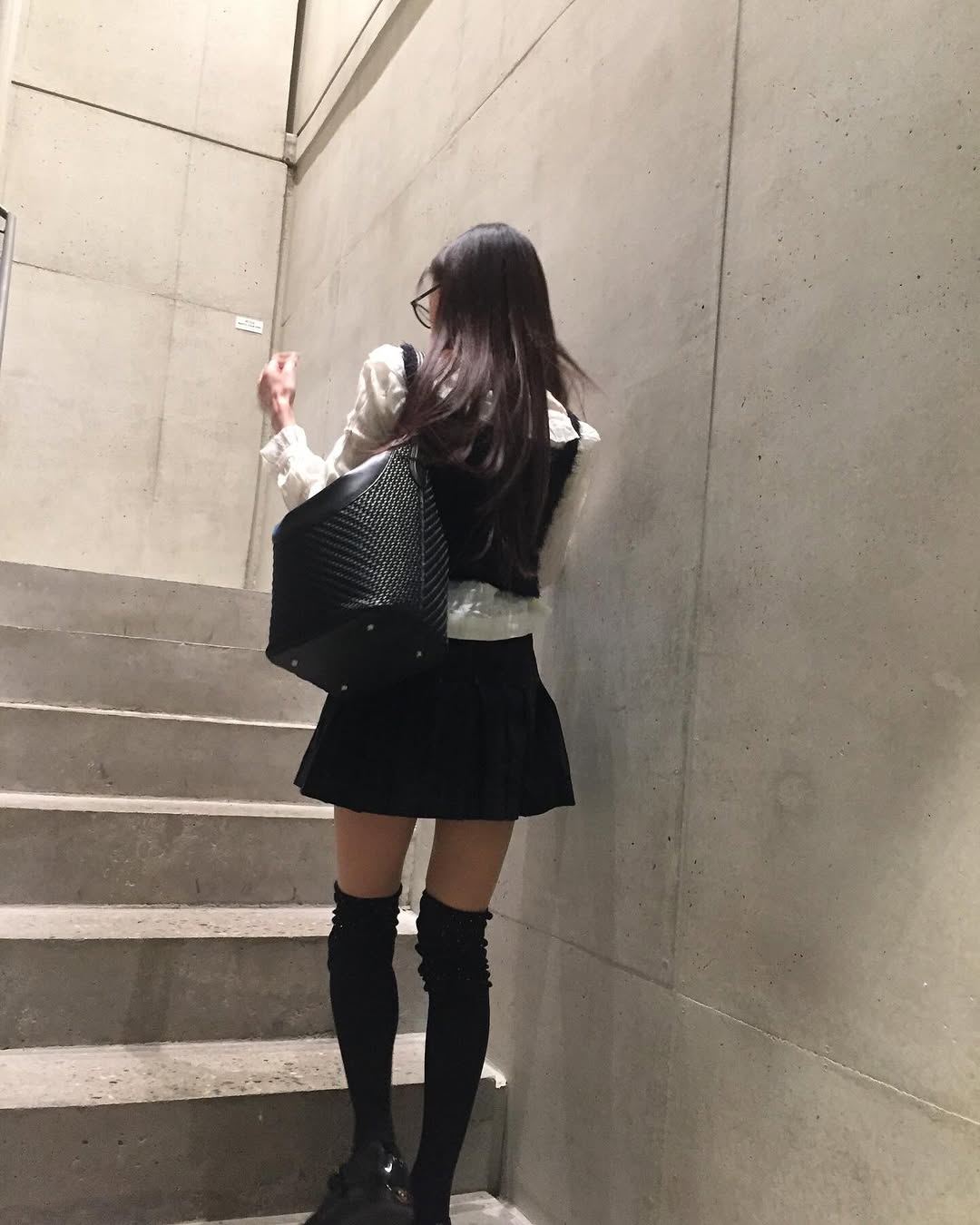 Behind-the-scenes cut of Jung Somin