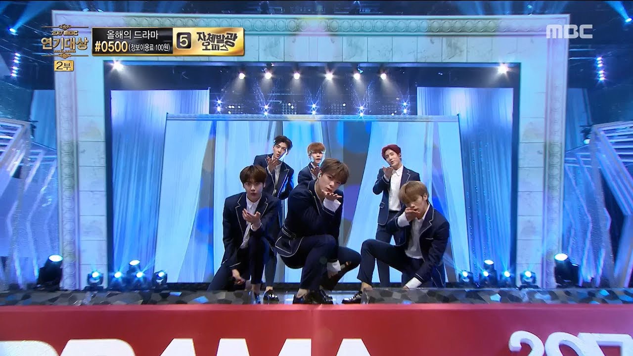 Foto terbaru dari Cha Eunwoo