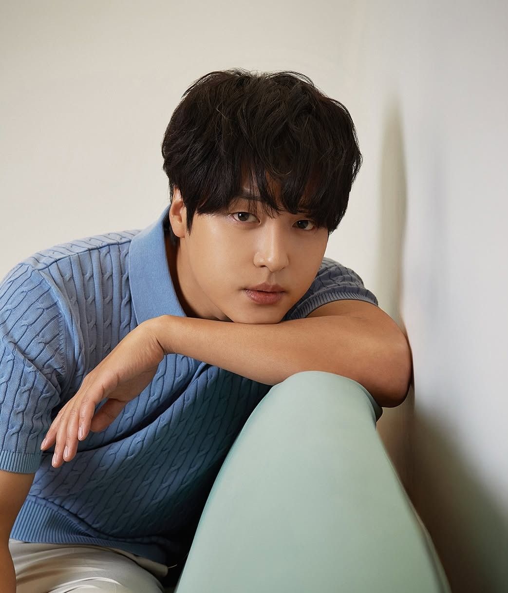 A moment captured by a fan of Yang Sejong