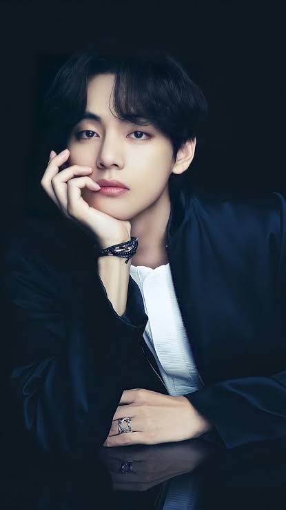 김태형 (뷔)의 비하인드 컷