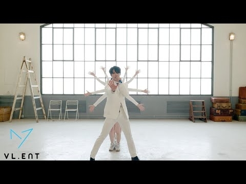 Behind-the-scenes cut of Kim Jungyeon