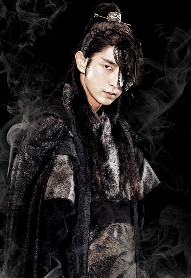 A moment captured by a fan of Lee Joongi