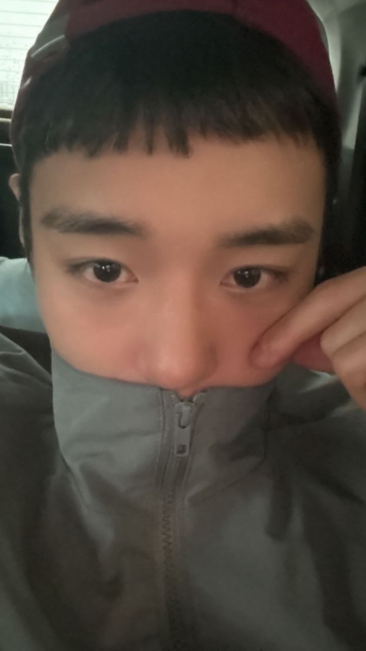 Today's popular wallpaper in Park Jihoon community
