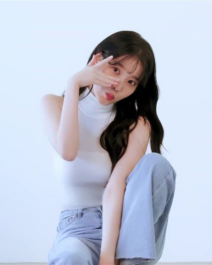 Latest photo of IU