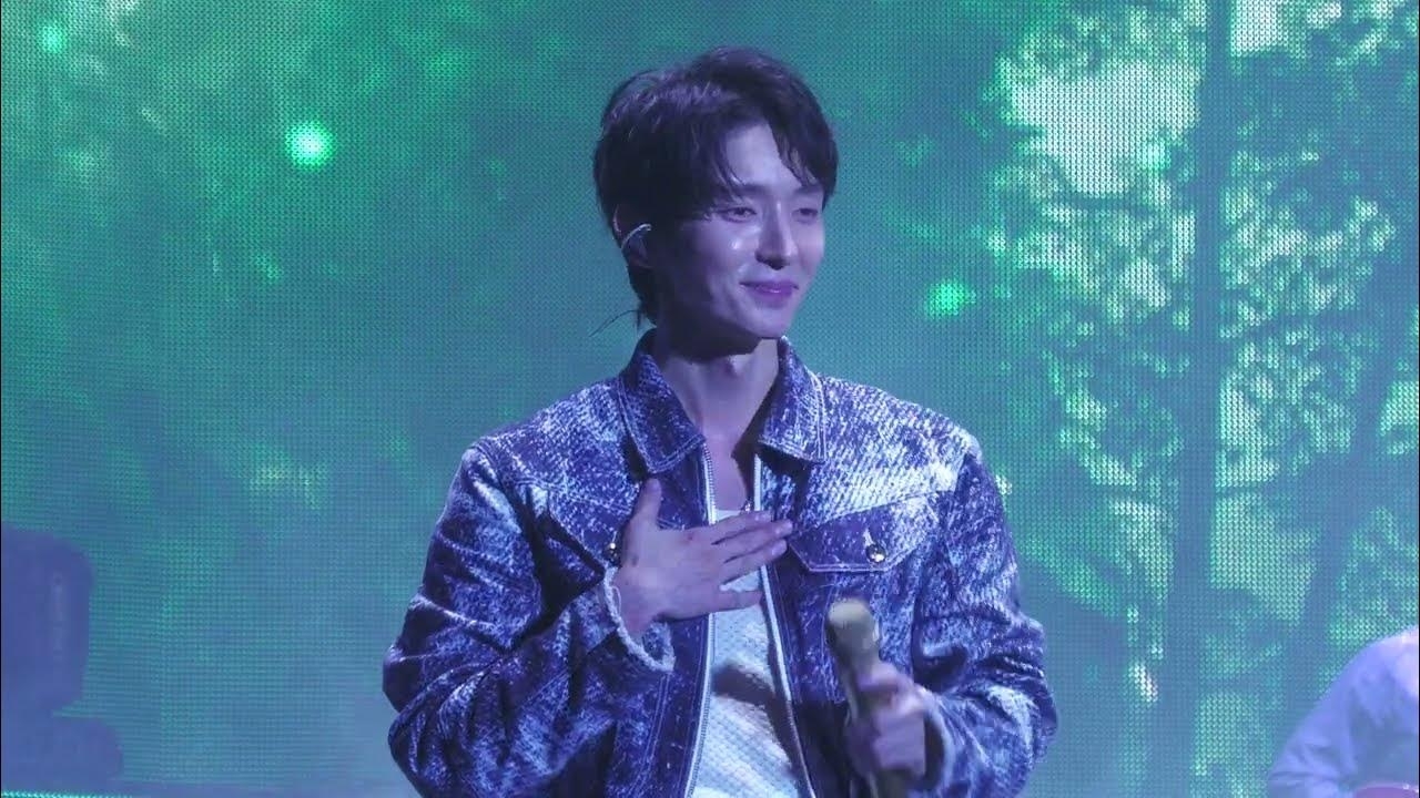 A moment captured by a fan of Lee Joongi