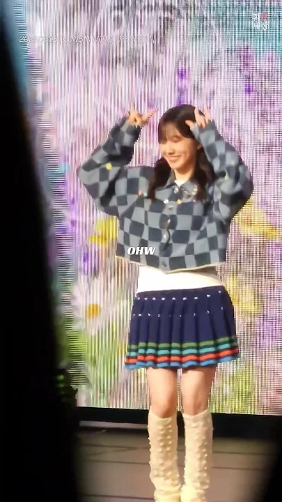 Behind-the-scenes cut of Park Eunbin