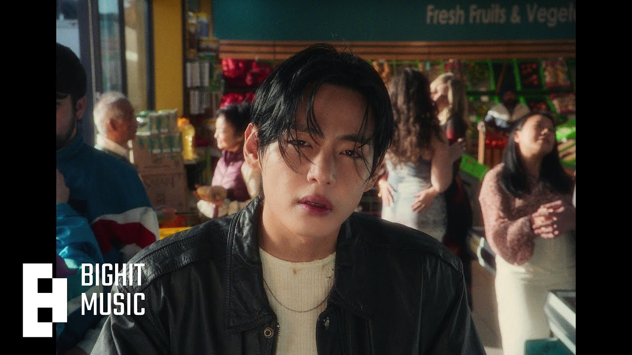 Recent activity shot of Kim Taehyung (V)