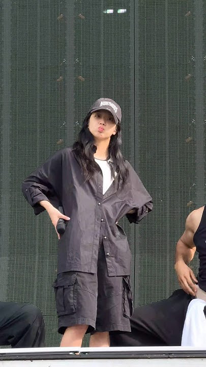 Special wallpaper made by Jisoo (1995)'s fans