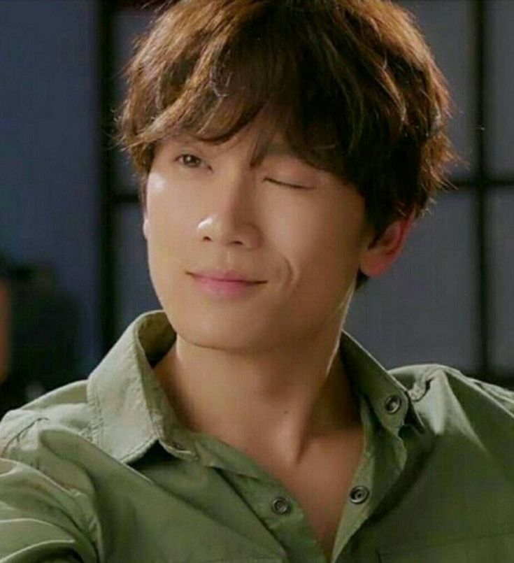 Latest photo of Ji Sung