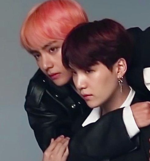 Recent activity shot of Kim Taehyung (V)