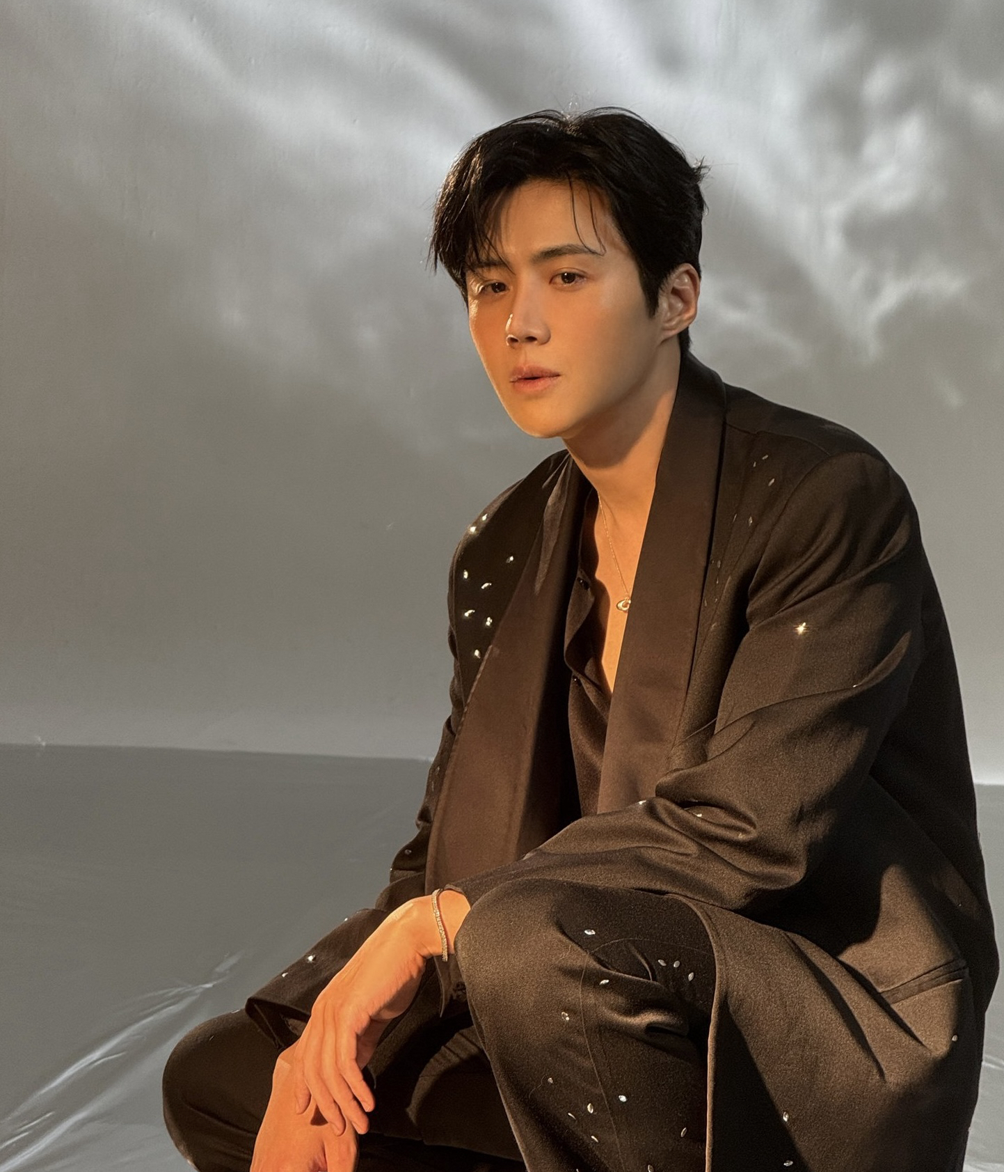 Behind-the-scenes cut of Kim Seonho