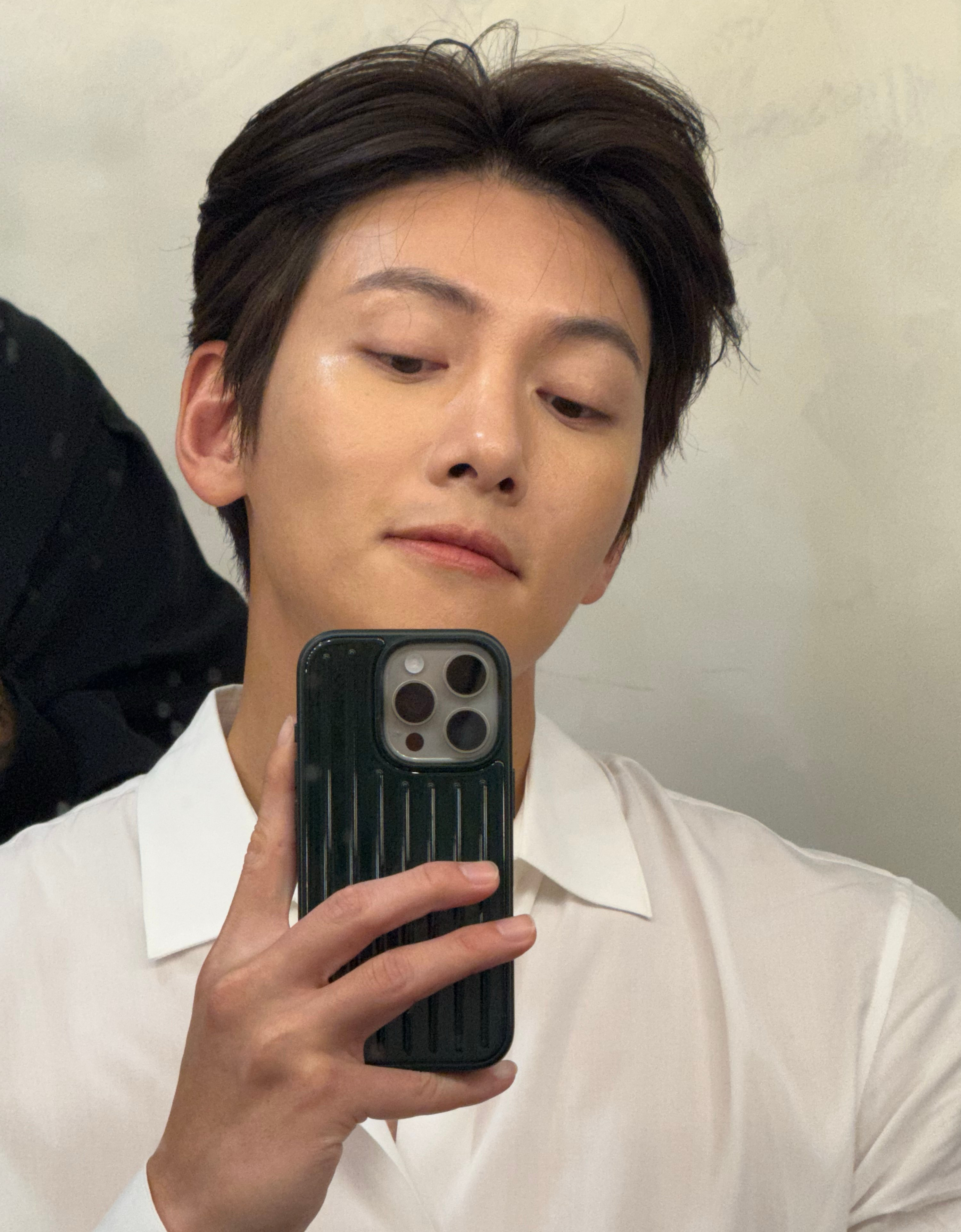 지창욱 최근 활동샷