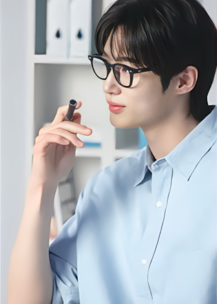 Recent activity shot of Byeon Wooseok