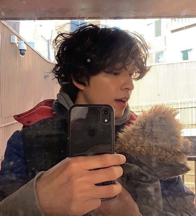 Latest photo of Hong Kyung
