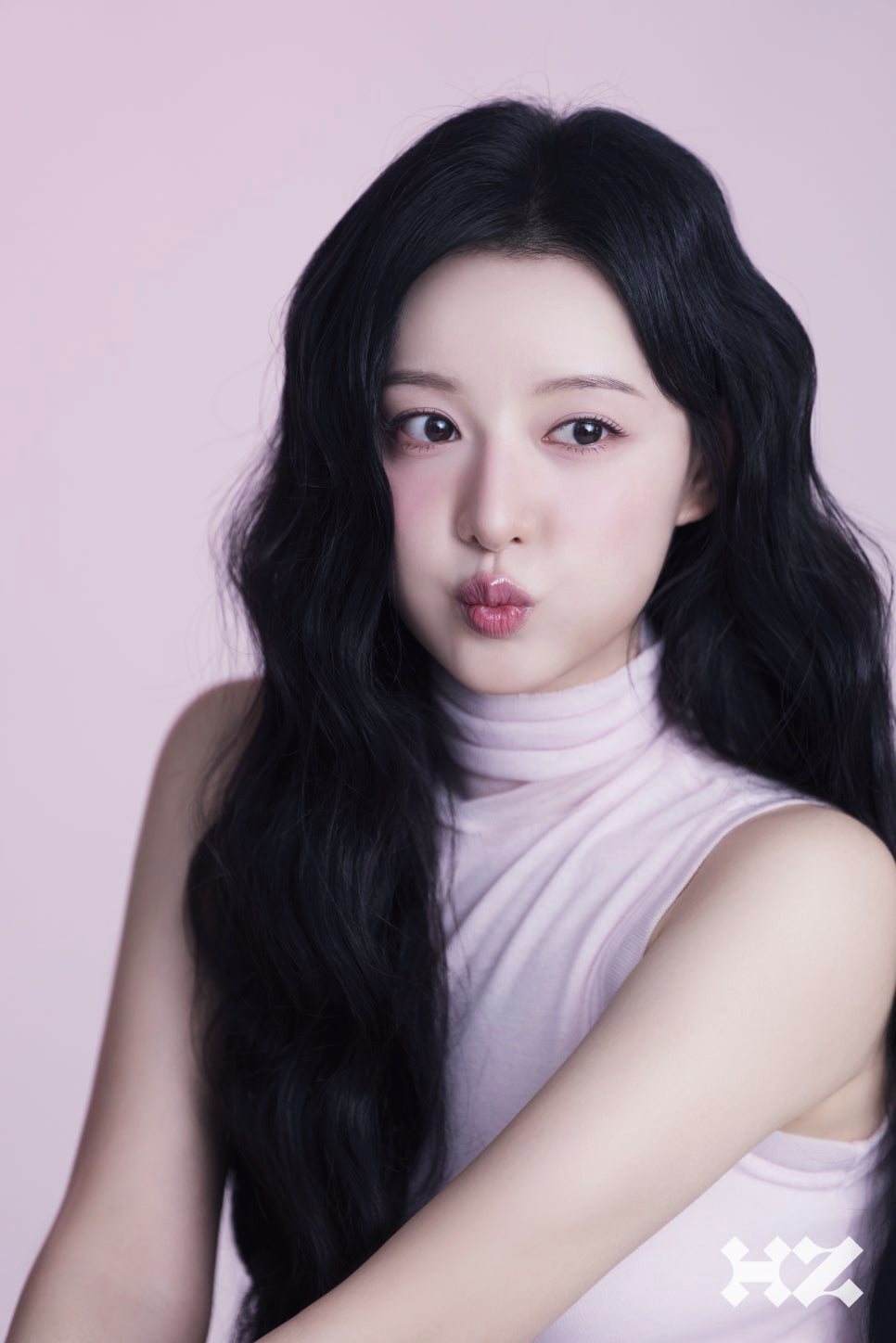 A moment captured by a fan of Kim Jiwon