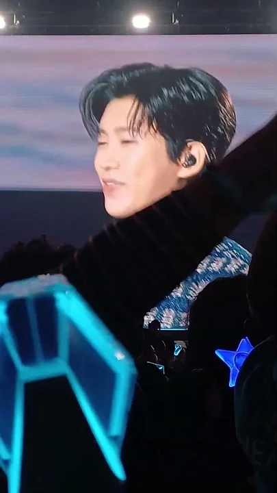 Foto terbaru dari Lim Youngwoong