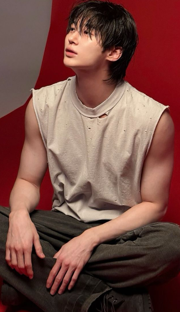 Byeon Wooseok background image recommended by Choeaedol Celeb fandom