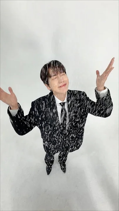 Representative background image loved by Choi Siwon fandom