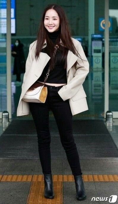 A moment captured by a fan of Park Minyoung