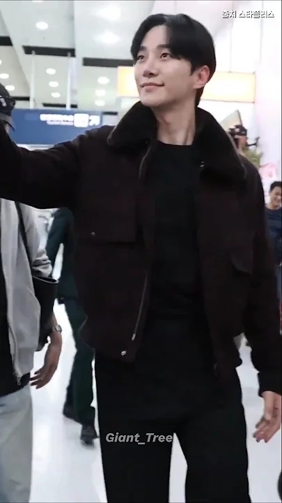 A moment captured by a fan of Lee Junho