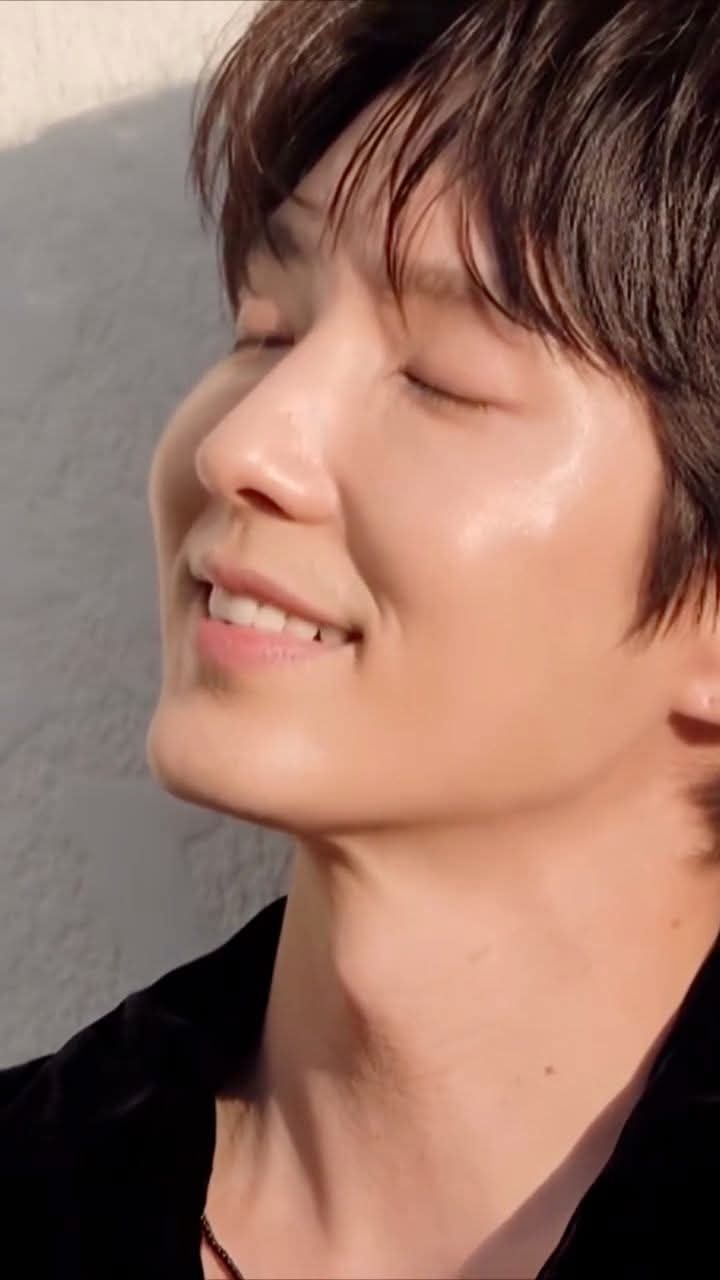 A moment captured by a fan of Lee Joongi