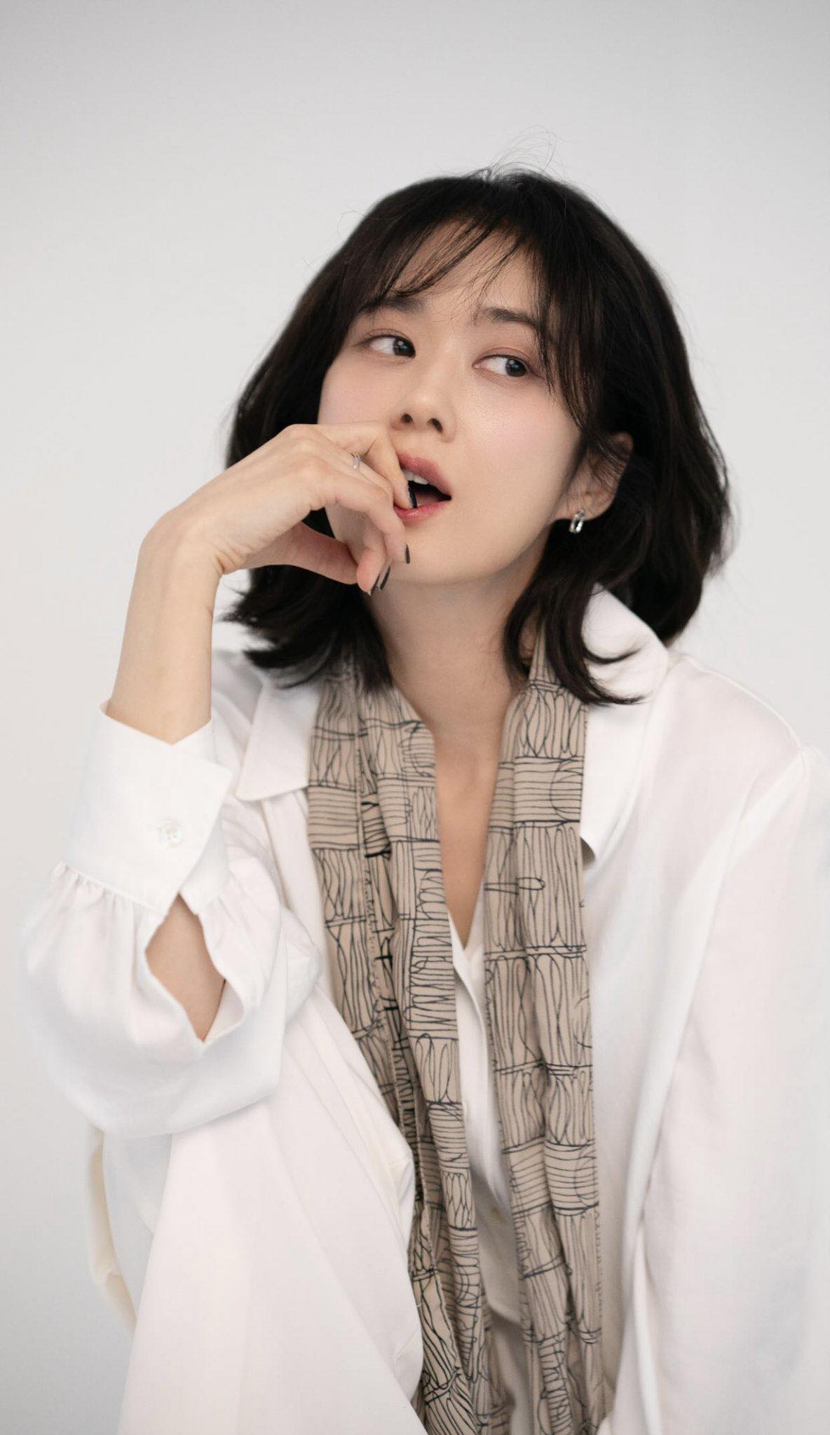 Behind-the-scenes cut of Jang Nara