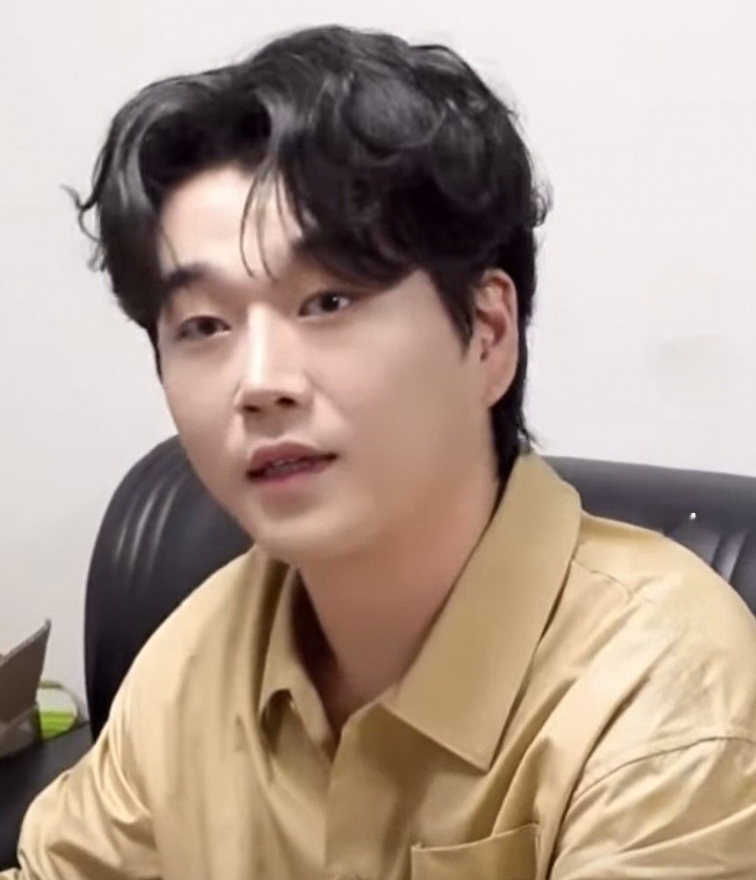 Latest photo of Hwang Youngwoong