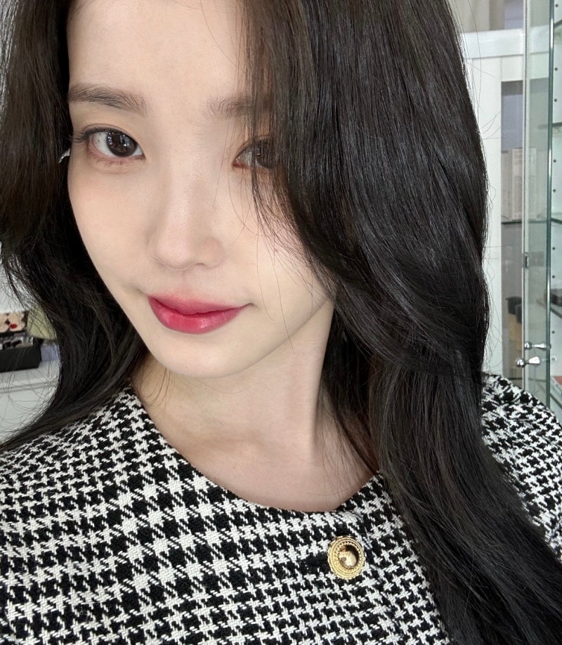 A moment captured by a fan of IU