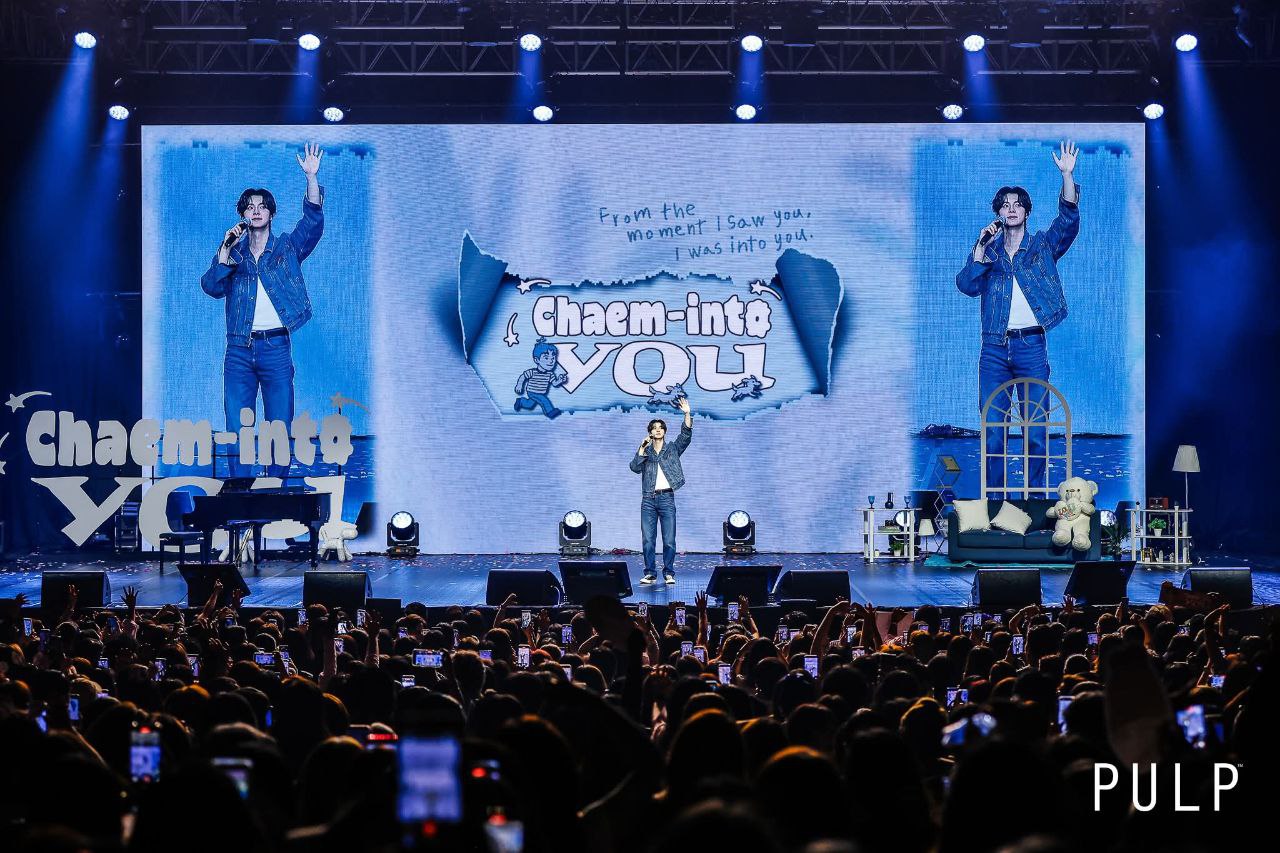 Behind-the-scenes cut of Lee Chaemin