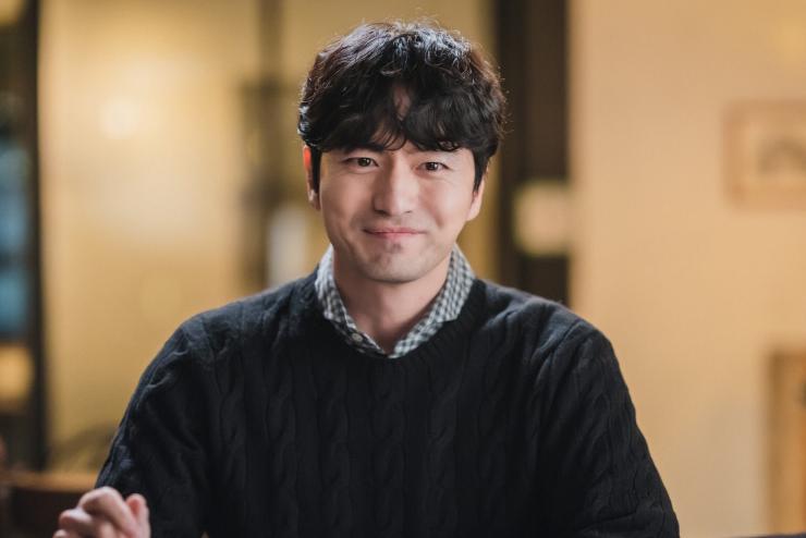 Recent activity shot of Lee Jinwook