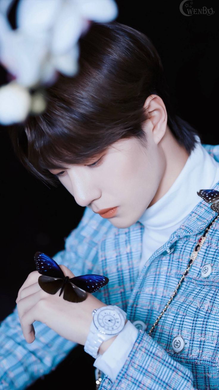 Special wallpaper made by Wang Yibo's fans