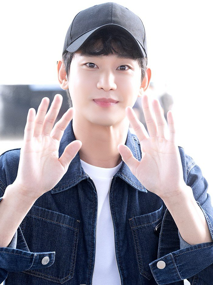 Behind-the-scenes cut of Kim Soohyun