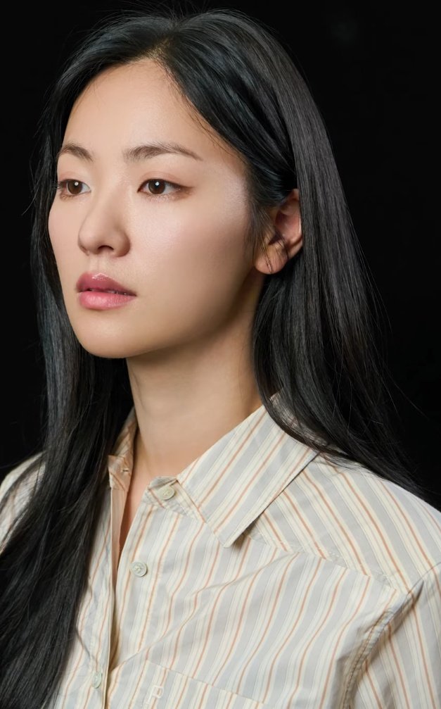 Behind-the-scenes cut of Jeon Yeobeen
