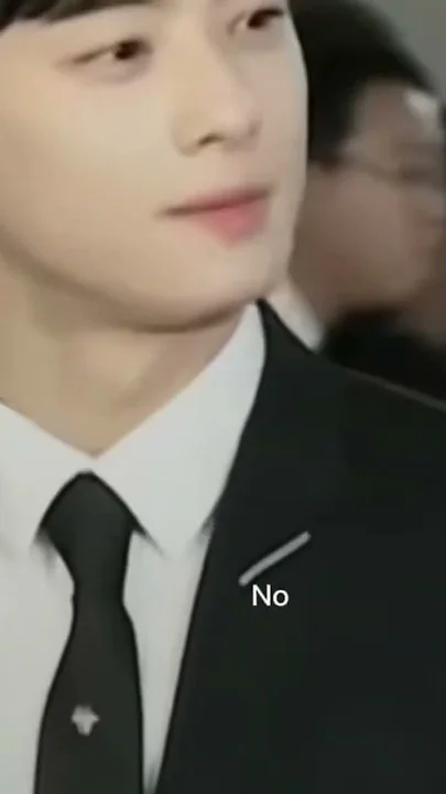 Today's popular wallpaper in Cha Eunwoo community