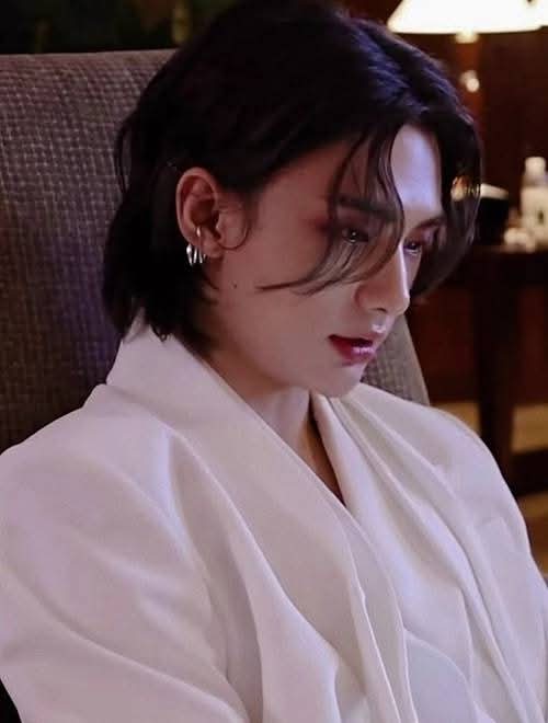 Recent activity shot of Kim Hyunjin