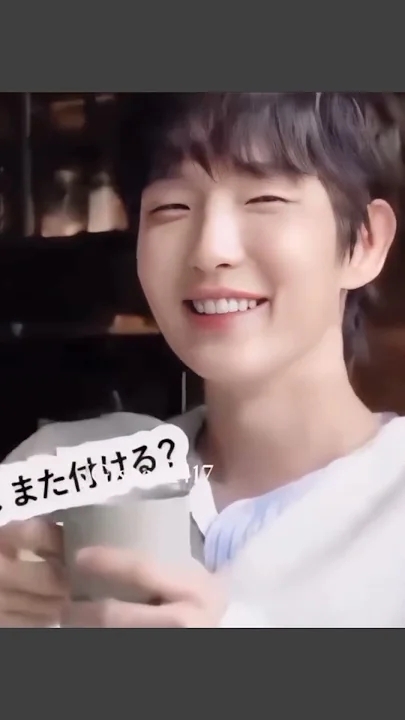 Behind-the-scenes cut of Lee Joongi