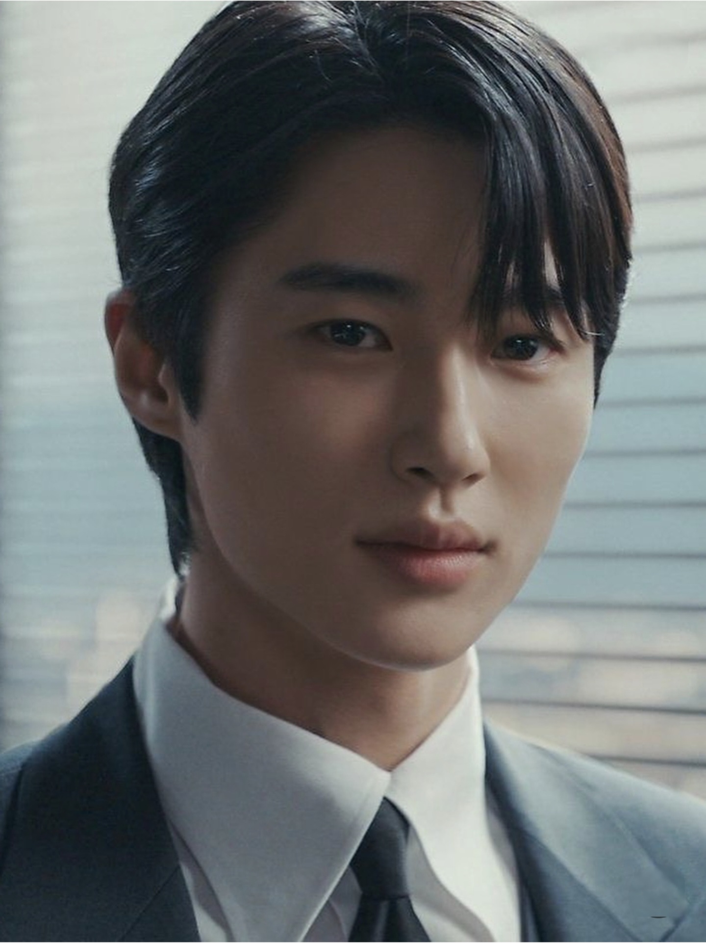Behind-the-scenes cut of Byeon Wooseok