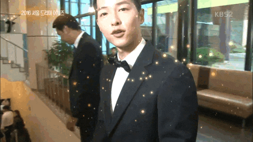 A moment captured by a fan of Song Joongki