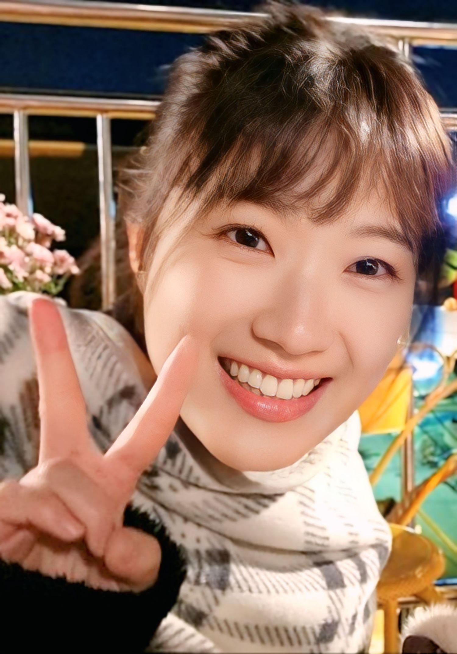 Behind-the-scenes cut of Kim Hyeyoon