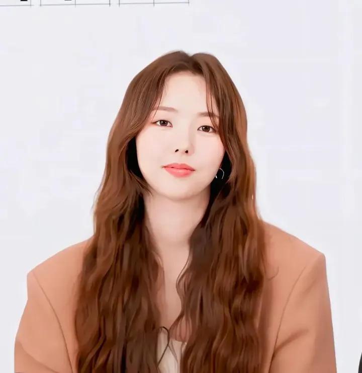 A moment captured by a fan of Chae Soobin