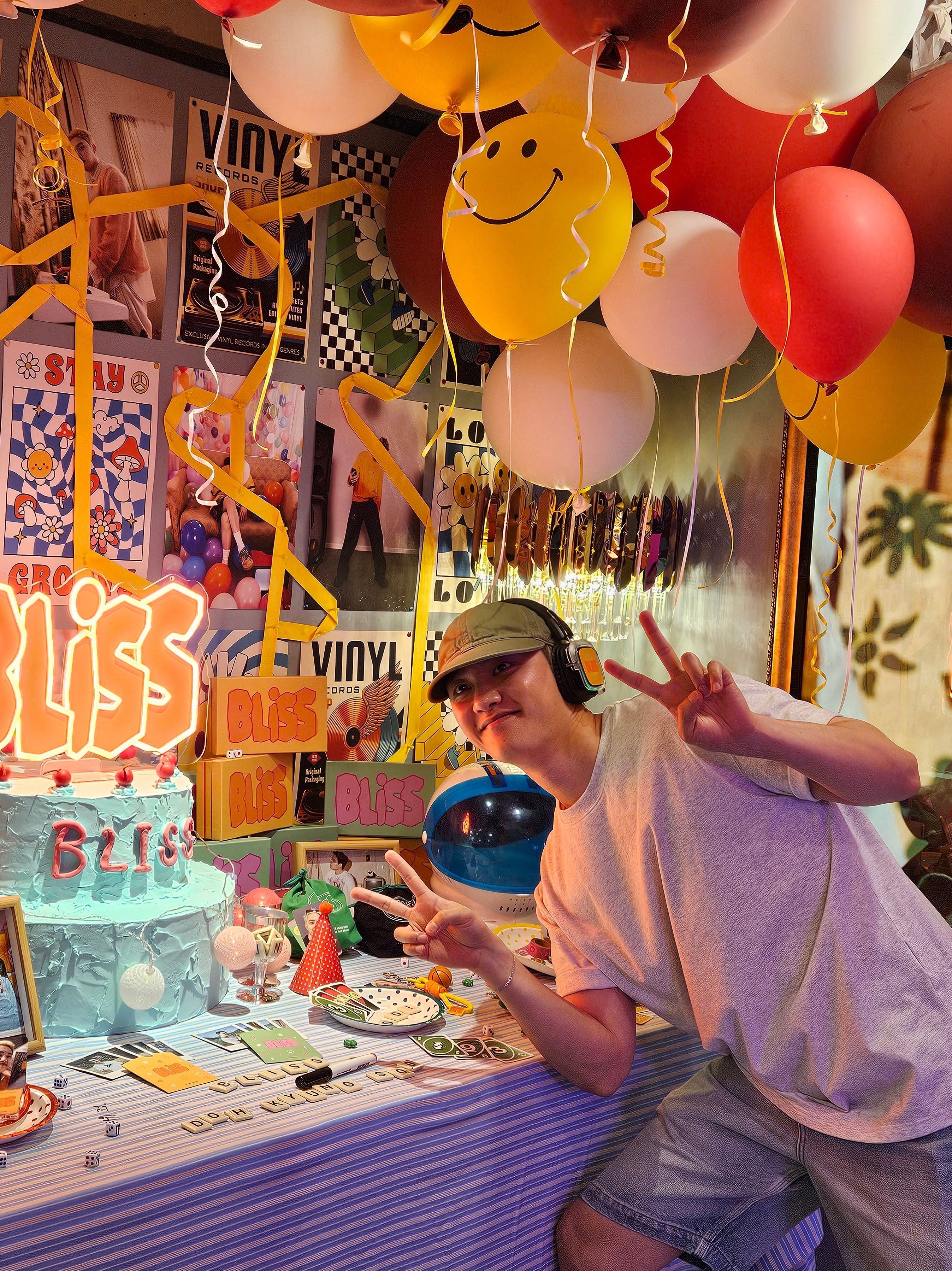 Cuplikan di balik layar dari Doh Kyungsoo (D.O.)