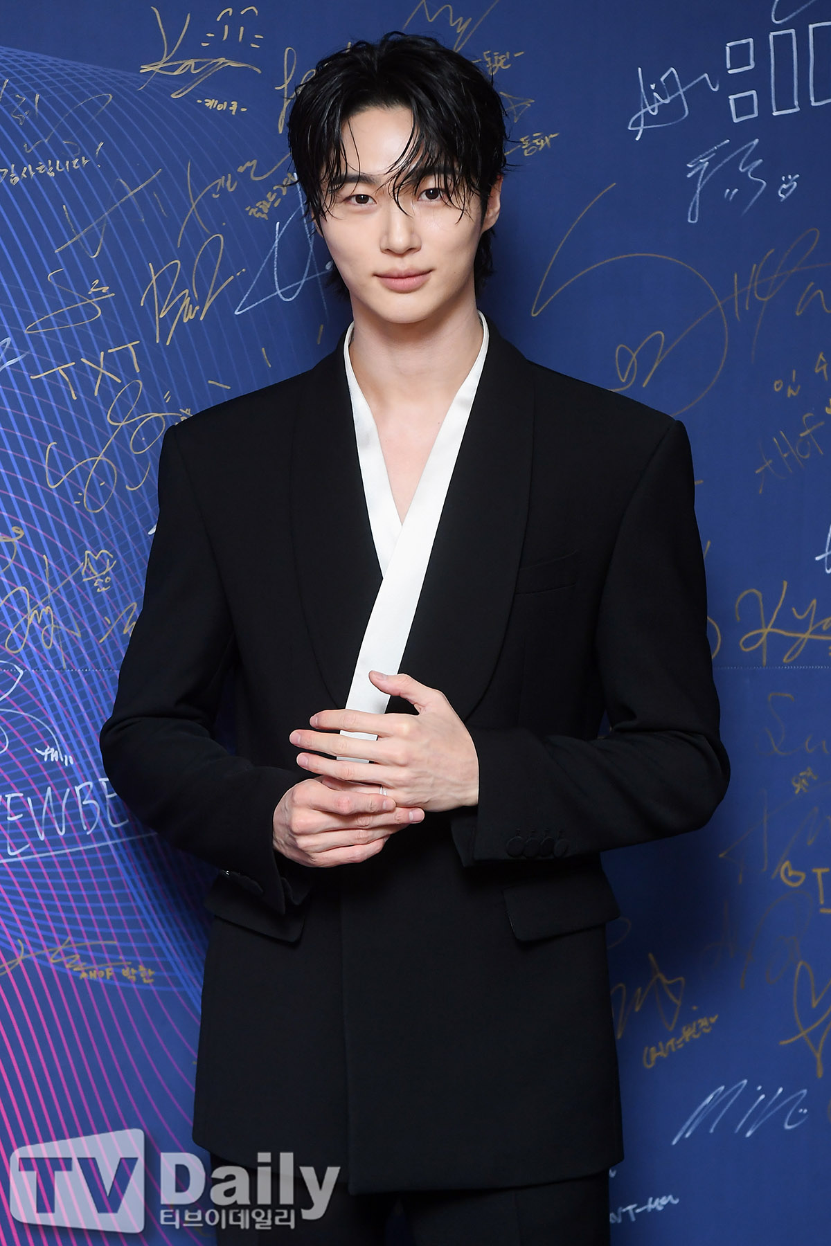 A moment captured by a fan of Byeon Wooseok