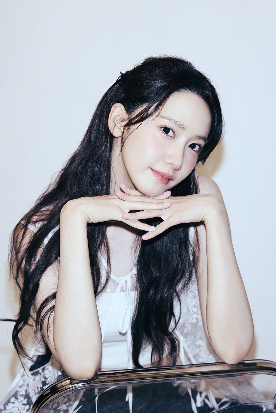 Behind-the-scenes cut of Yoona