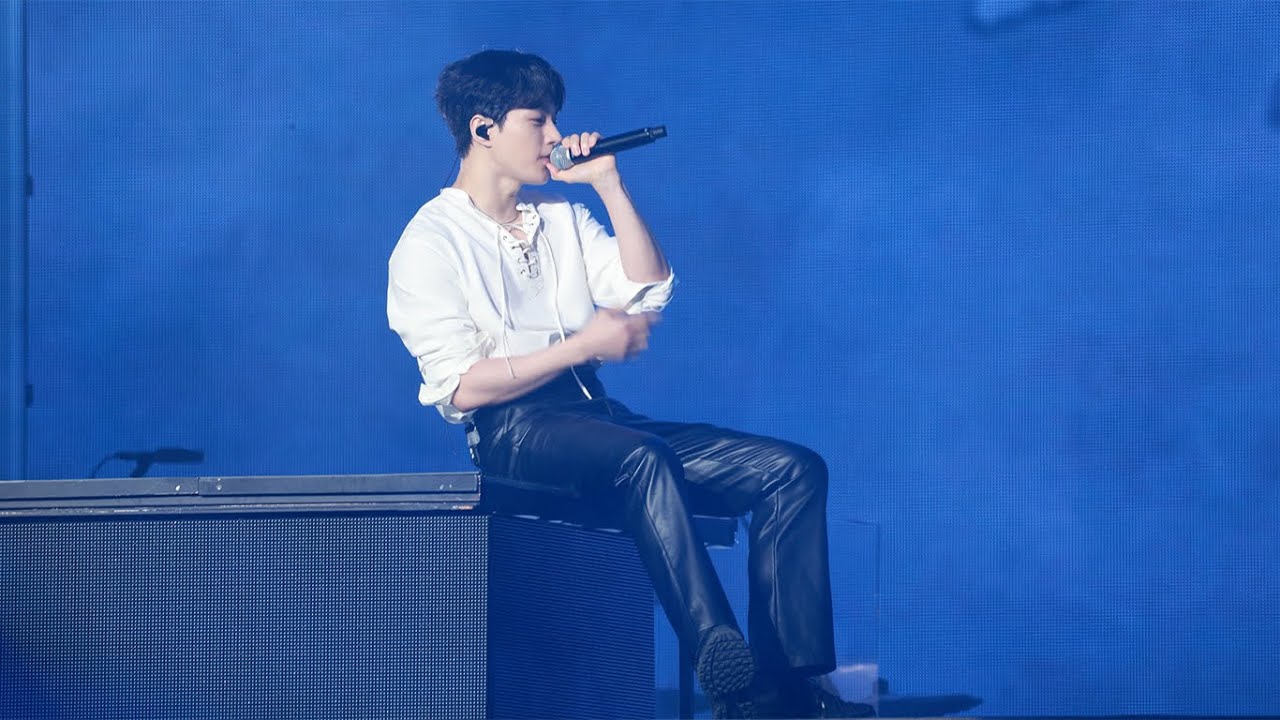 Latest photo of Kim Myungsoo (L)